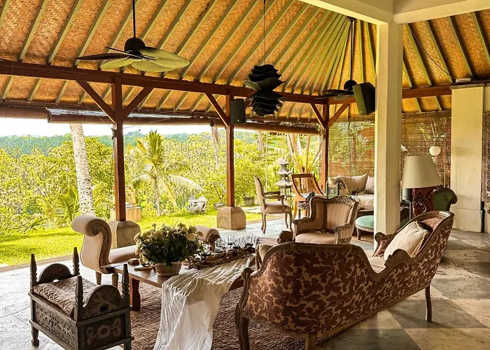 Chakra Living Sayan - Bali Maison Couette-café