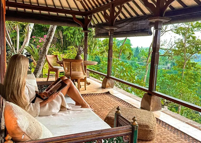 Chakra Living Sayan - Bali Maison Couette-café Ubud