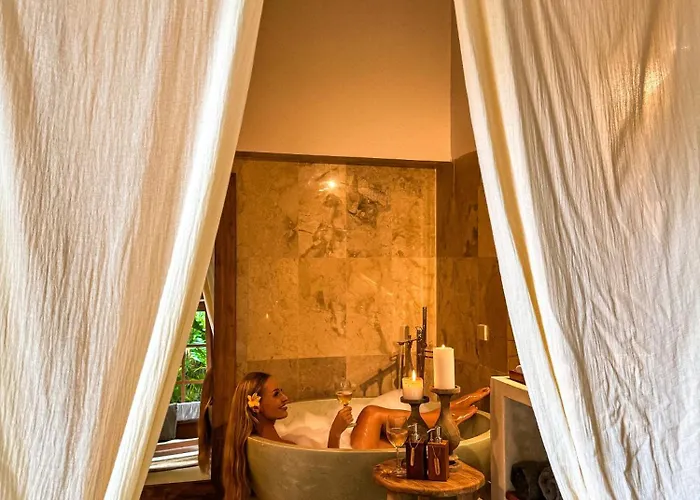 Couette-café Chakra Living Sayan - Bali Maison