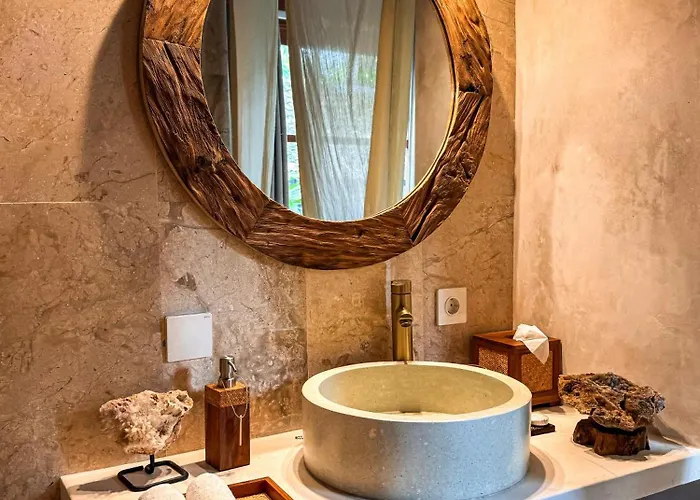 Chakra Living Sayan - Bali Maison Couette-café Ubud